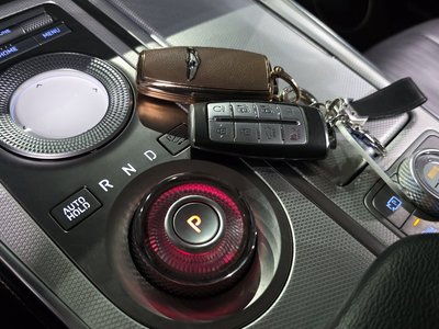2020 Genesis GV80 thumbnail 12
