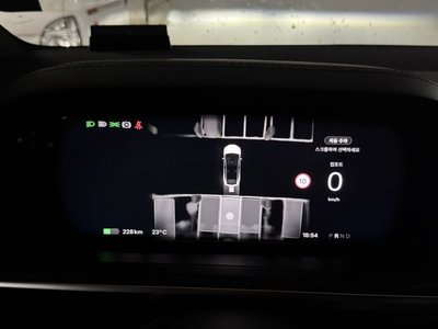 2024 Tesla MODEL X — миниатюра 11