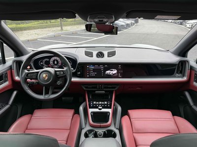 2024 Porsche CAYENNE 照片 10