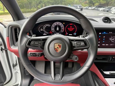 2024 Porsche CAYENNE 缩略图 13