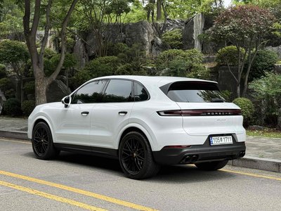 2024 Porsche CAYENNE 照片 4