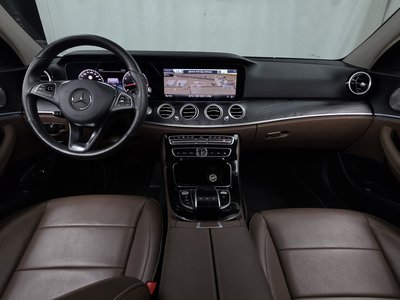 صورة 5 لـ 2017 Mercedes-BENZ E-CLASS
