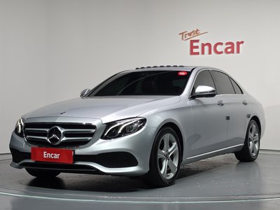 صورة 1 لـ 2017 Mercedes-BENZ E-CLASS