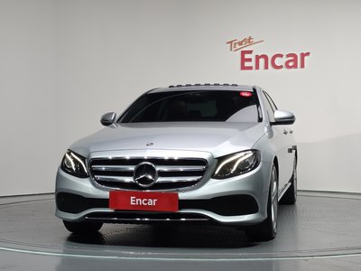 صورة 2 لـ 2017 Mercedes-BENZ E-CLASS