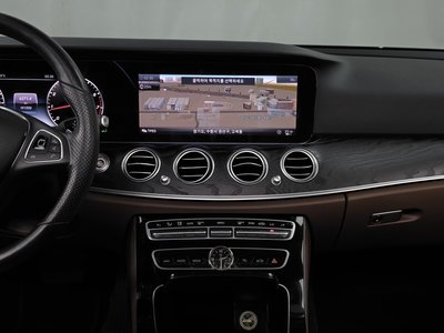2017 Mercedes-BENZ E-CLASS — миниатюра 14