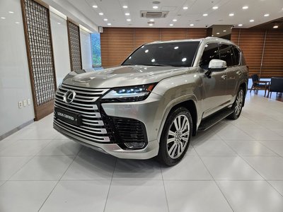 2025 Lexus LX 照片 1