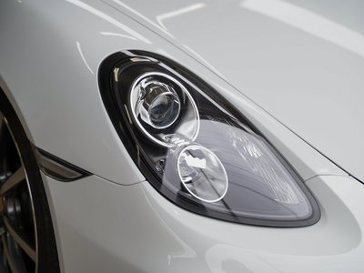 PORSCHE CAYMAN - 8