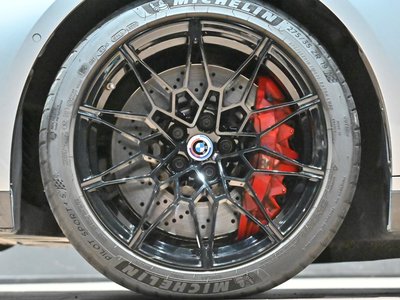 2023 BMW M4 CABRIOLET photo 2
