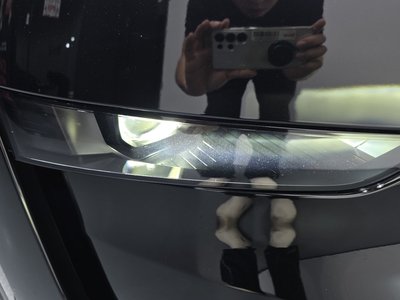 TESLA MODEL Y - 9