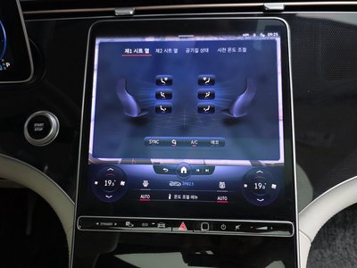 2022 Mercedes-BENZ EQS — миниатюра 19