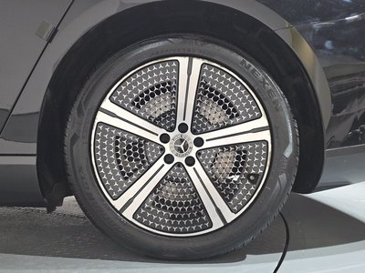 2022 Mercedes-BENZ EQS 照片 8