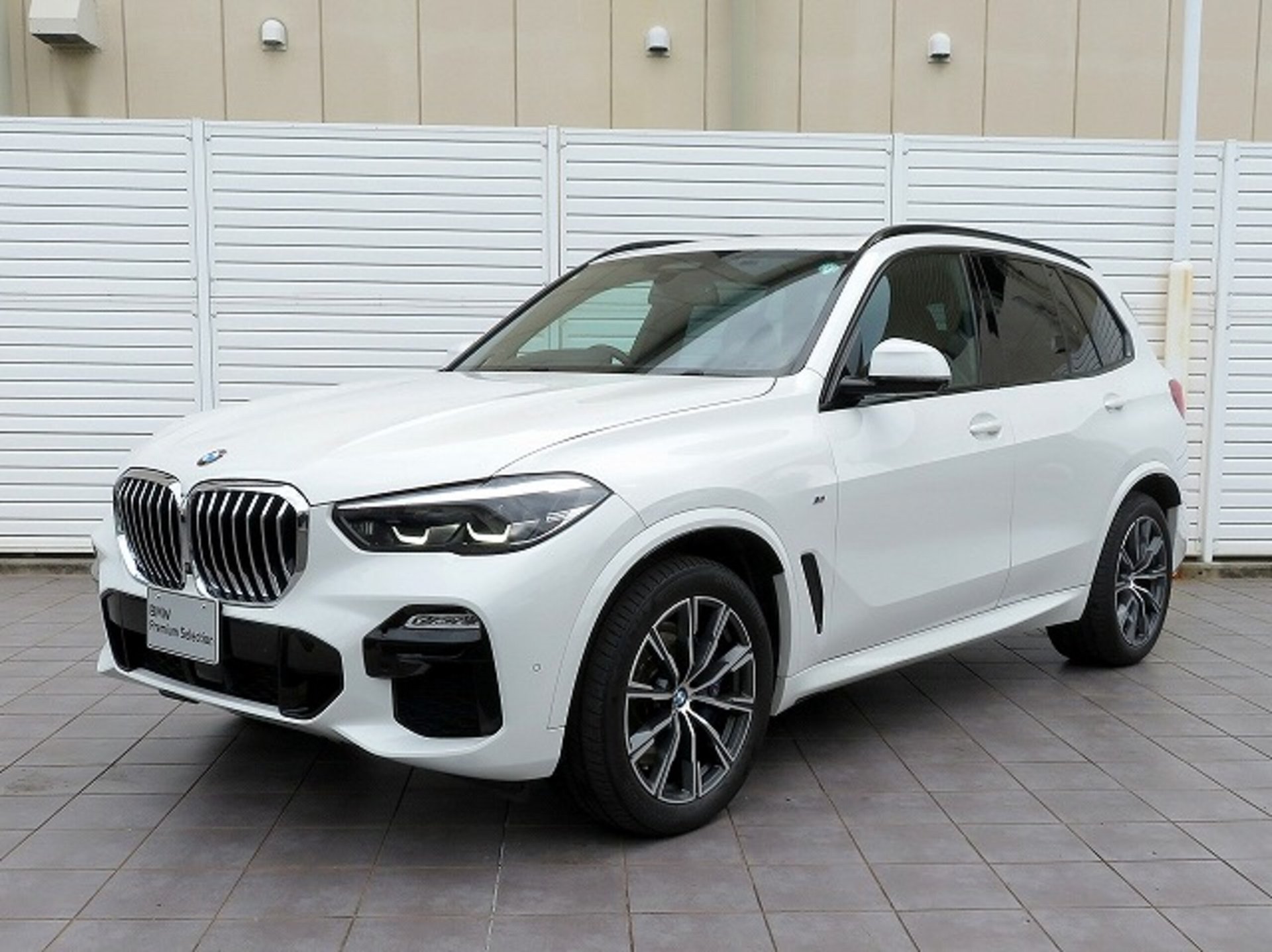 BMW X5 - View 1