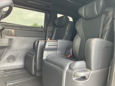 صورة 8 لـ 2023 Toyota VELLFIRE