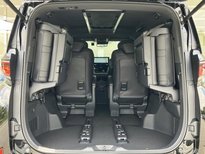 صورة مصغرة 21 لـ 2023 Toyota VELLFIRE