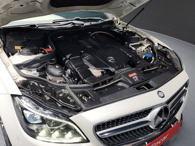 MERCEDES-BENZ CLS - 7