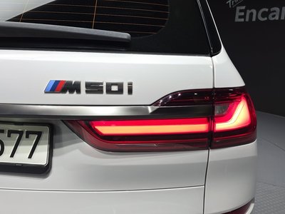 صورة 10 لـ 2021 BMW X7