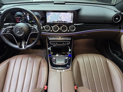 MERCEDES-BENZ E-CLASS - 5