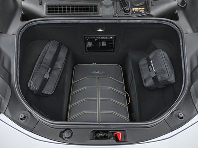 2024 FERRARI 296 GTS — миниатюра 11