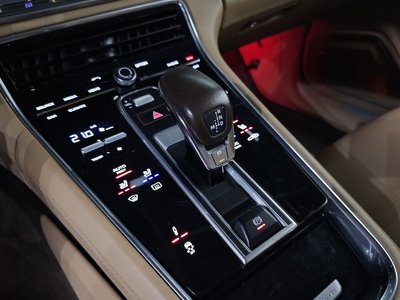 PORSCHE PANAMERA - 9