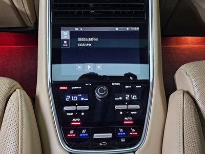 صورة مصغرة 18 لـ 2018 Porsche PANAMERA
