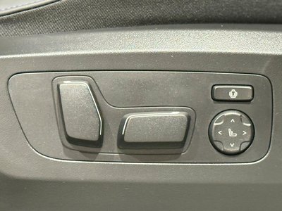 2025 BMW X3 photo 8