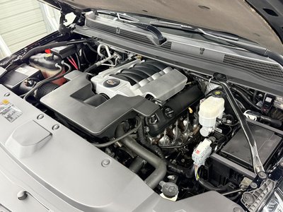 صورة 10 لـ 2016 Cadillac ESCALADE