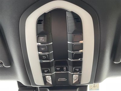 صورة مصغرة 23 لـ 2024 Porsche MACAN