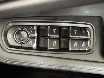 صورة مصغرة 16 لـ 2024 Porsche MACAN