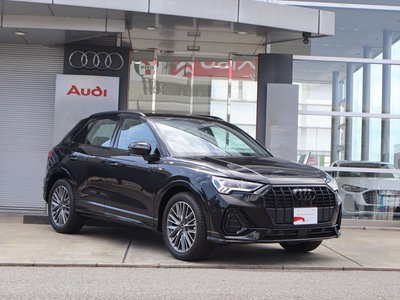 AUDI Q3 - 2