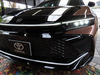 TOYOTA CROWN CROSSOVER - 10