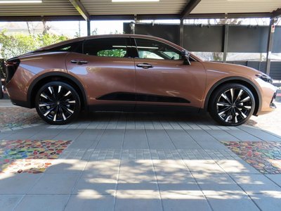 TOYOTA CROWN CROSSOVER - 4