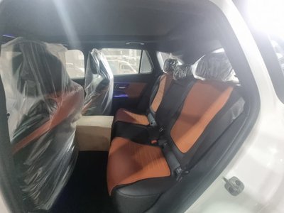 MERCEDES-BENZ GLC - 8
