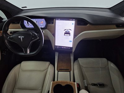 2020 Tesla MODEL X — фото 5
