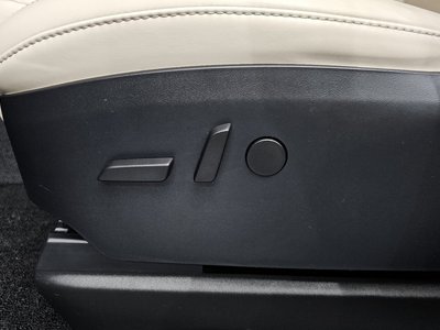 2020 Tesla MODEL X — миниатюра 27