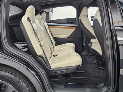 2020 Tesla MODEL X — миниатюра 17