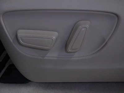 صورة مصغرة 47 لـ 2025 Toyota LAND CRUISER 300