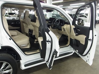 صورة مصغرة 18 لـ 2025 Toyota LAND CRUISER 300