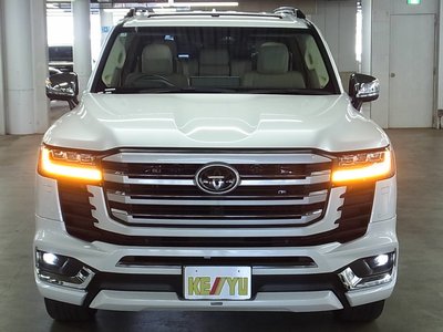صورة مصغرة 9 لـ 2025 Toyota LAND CRUISER 300