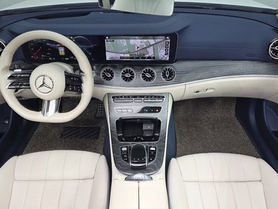MERCEDES-BENZ E-CLASS - 5