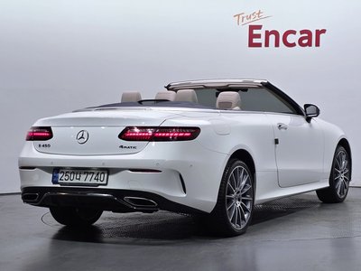 MERCEDES-BENZ E-CLASS - 4