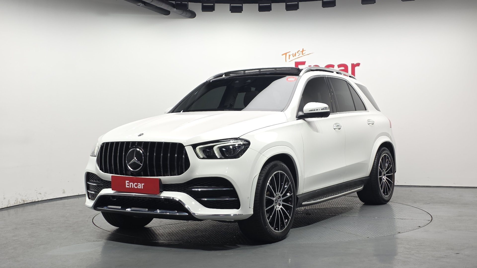 MERCEDES-BENZ GLE - View 1