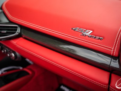 2014 Ferrari 458 SPIDER photo 16