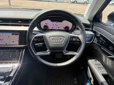 2025 AUDI A8 — миниатюра 14