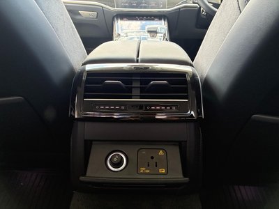 2025 AUDI A8 — миниатюра 41