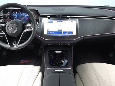 MERCEDES-BENZ E-CLASS - 5