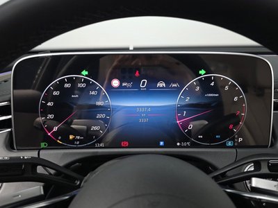 MERCEDES-BENZ E-CLASS - 8