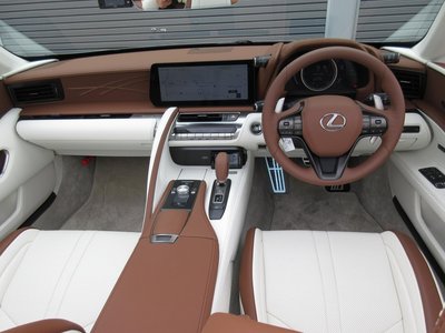 صورة مصغرة 27 لـ 2026 Lexus LC CONVERTIBLE