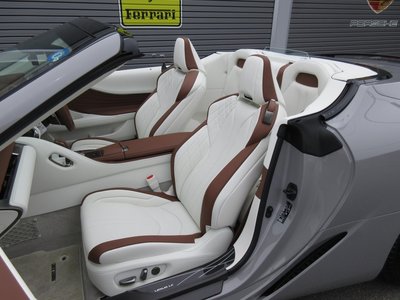 صورة مصغرة 37 لـ 2026 Lexus LC CONVERTIBLE
