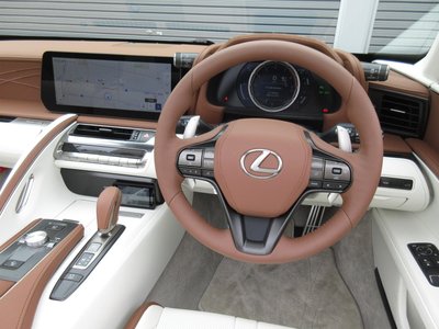 صورة مصغرة 13 لـ 2026 Lexus LC CONVERTIBLE