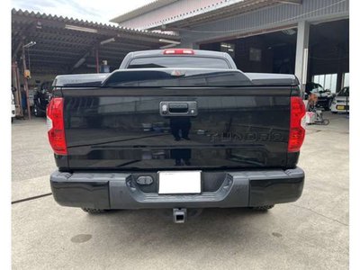 TOYOTA TUNDRA - 5